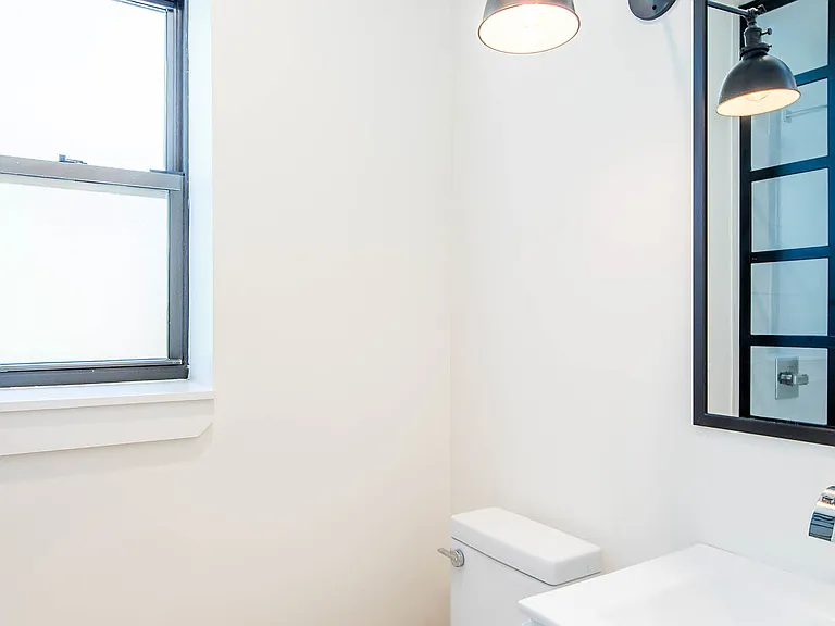 21 Monitor St #2G — Photo 7