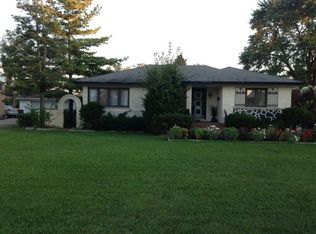 8519 W Carol St, Niles, IL 60714