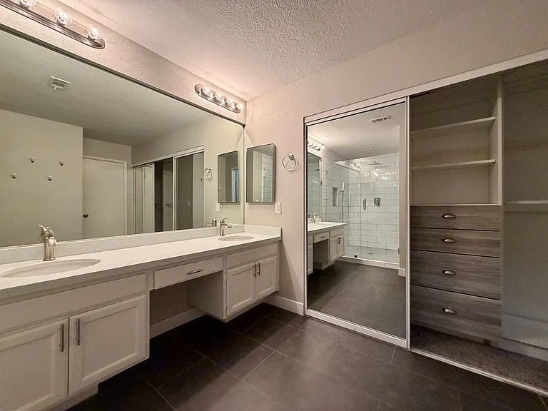 3142 Espanol Dr — Photo 12
