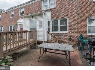 7513 Sherwood Rd, Philadelphia, PA 19151