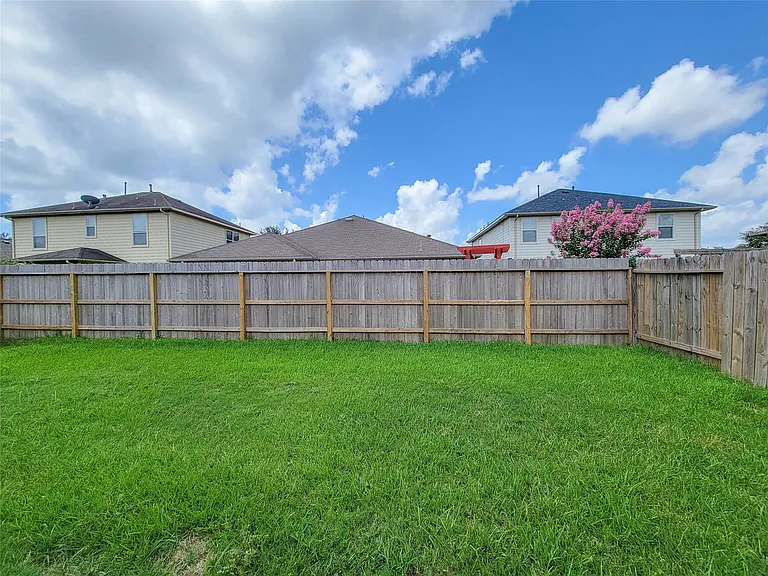 25223 Hazel Ranch Dr — Photo 16