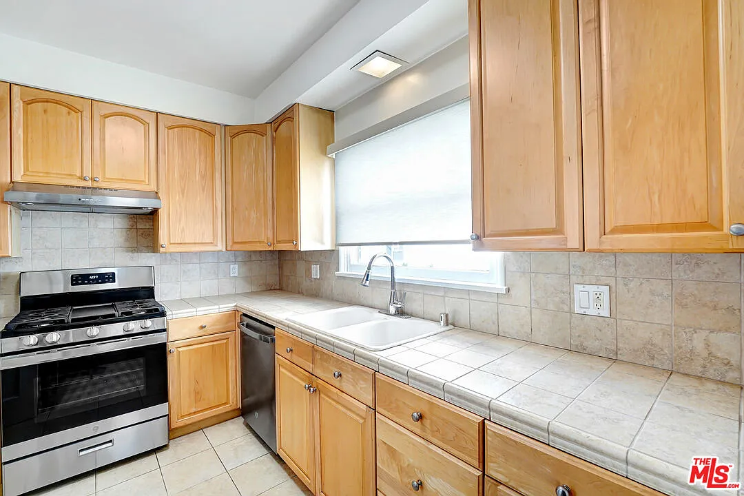 1 bed, 1.0 bath, 800 sqft, $2,495 — Photo 4