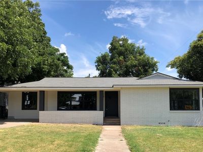 801 W Wrights Ave, Comanche, TX, 76442