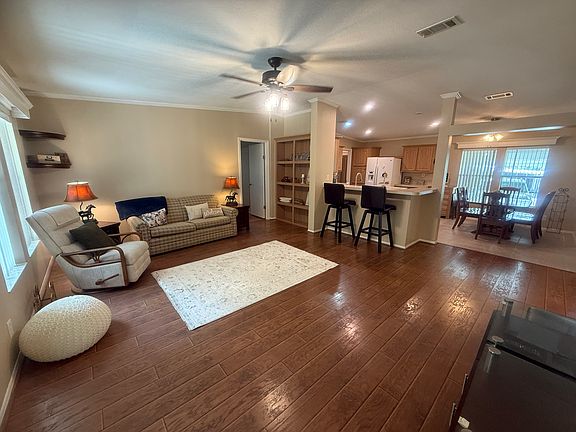 4th image of 1711 Indian Wells Ave