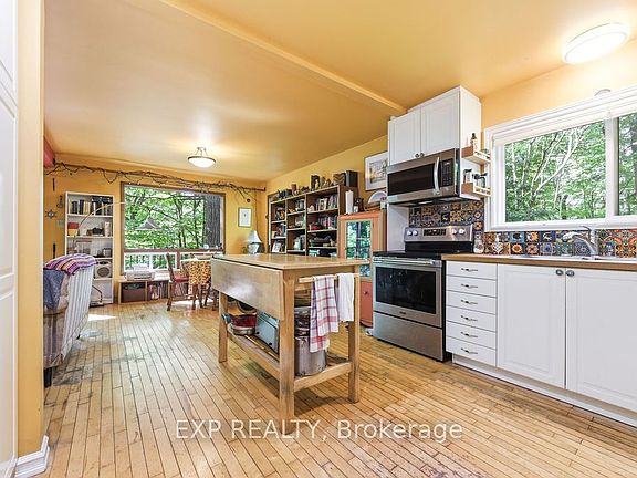 2nd image of 2205 Calabogie Rd