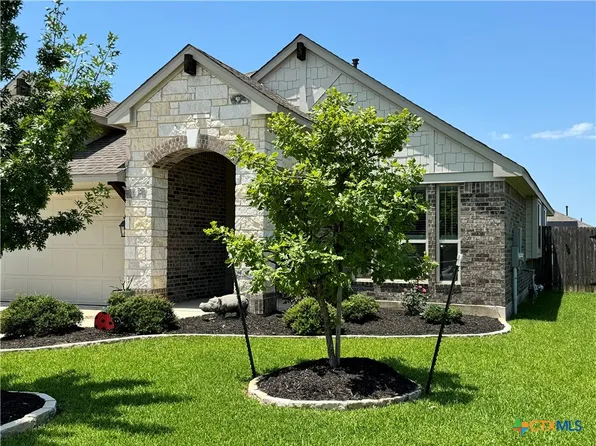 509 Kirkhill St, Hutto, TX 78634