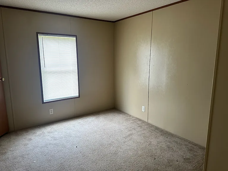 182 Clements Rd — Photo 8