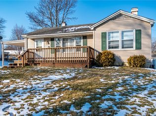 27 2nd South Shores Ave, Decatur, IL 62521