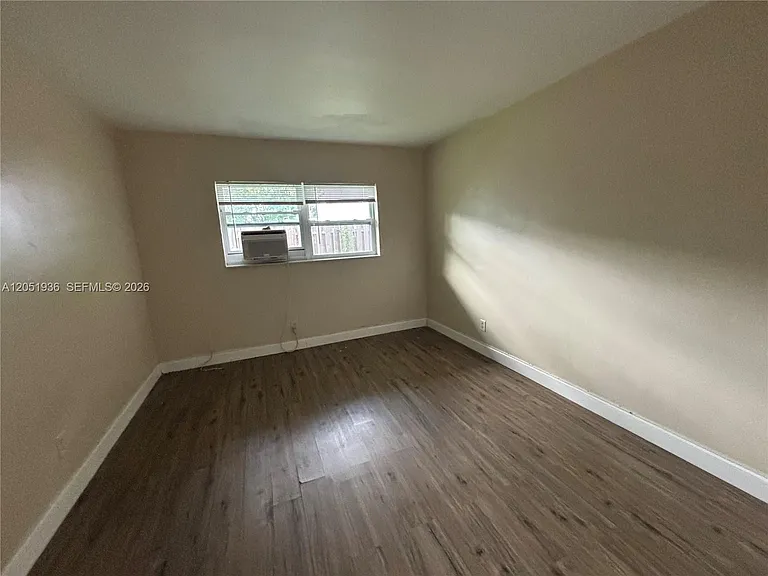 6631 SW 18th St #103 — Photo 13