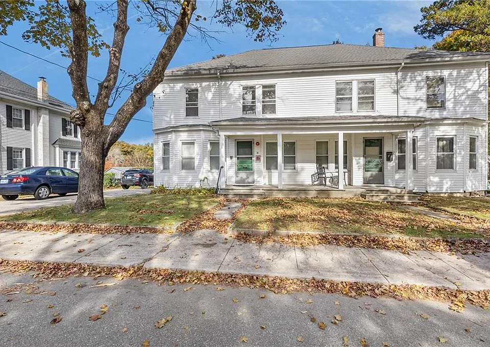 31 Sunset Ave #1D