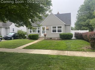 1991 Buckingham Ave, Berkley, MI 48072