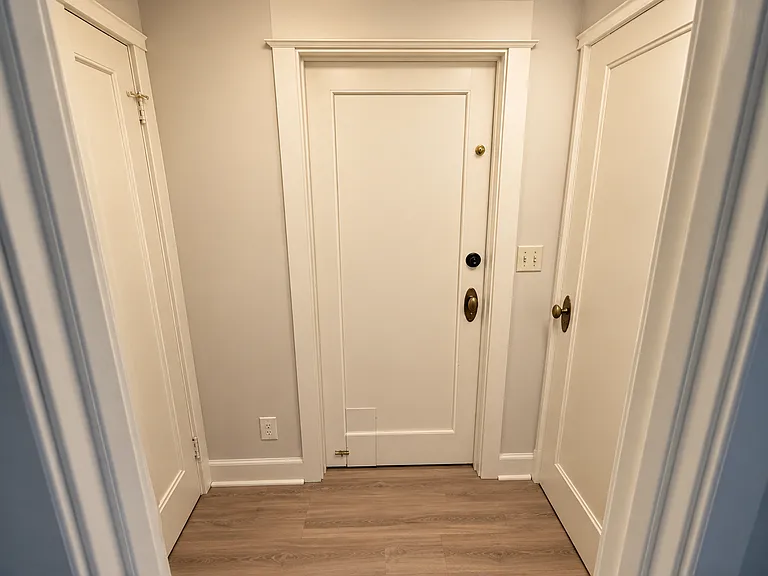 7285 SW 76th Ave — Photo 4