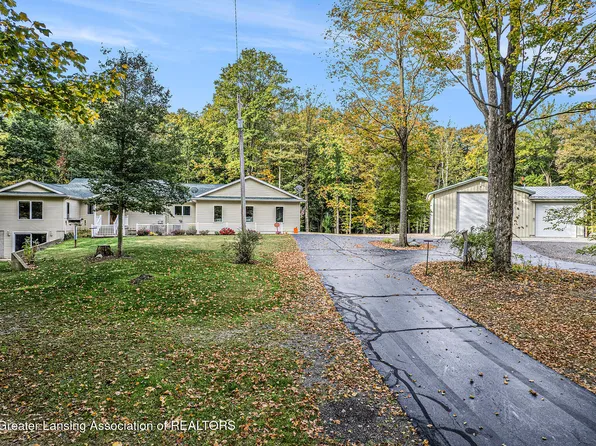 5439 N Wellman Rd, Woodland, MI 48897