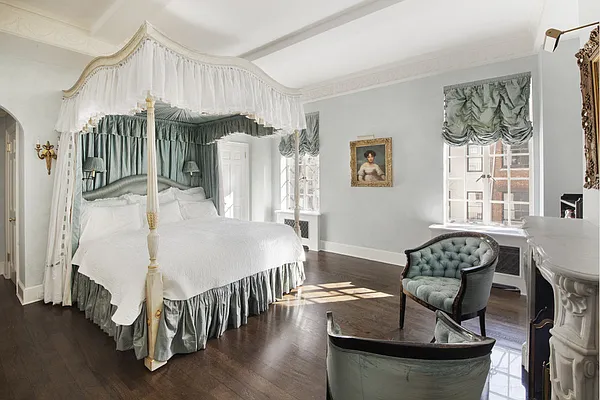 Sold by Stribling | media 16