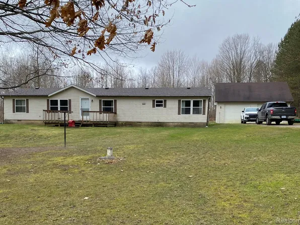 4580 Family Ln, Kingston, MI 48741