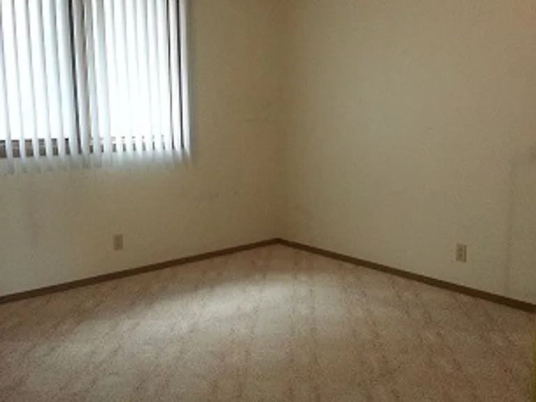 5125 Huntington Ave — Photo 3