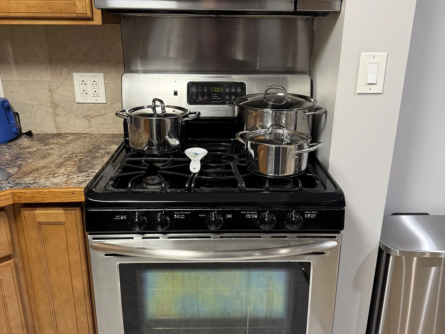 101 Marion Ave - Apt 3 — Photo 2