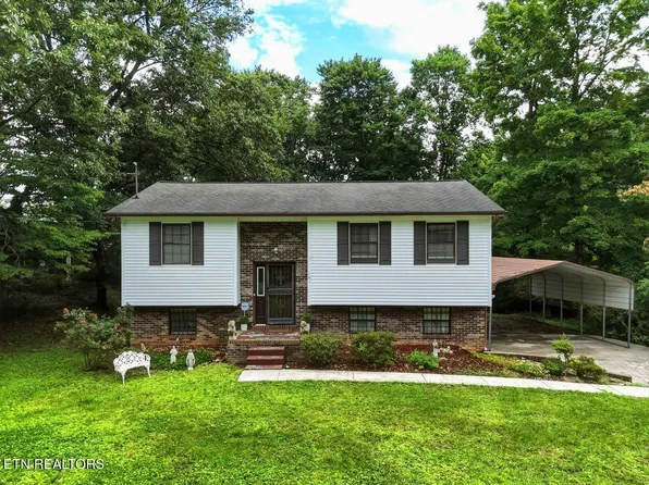 161 Hilltop Ln, Norris, TN 37828