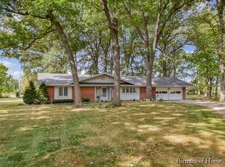 1430 Camel Rd, Aurora, IL 60505