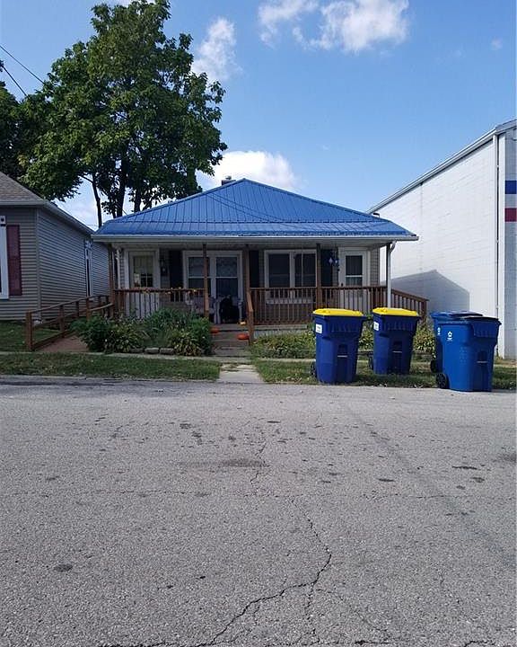 2nd image of 208 N Indiana St