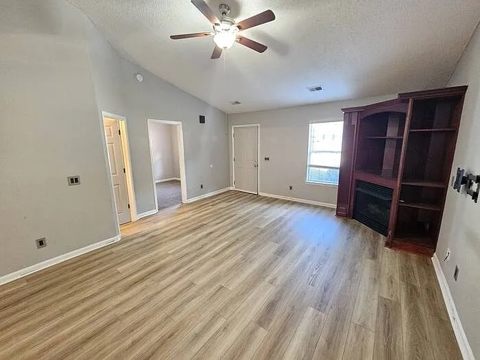 114 Fair Haven Way — Photo 3