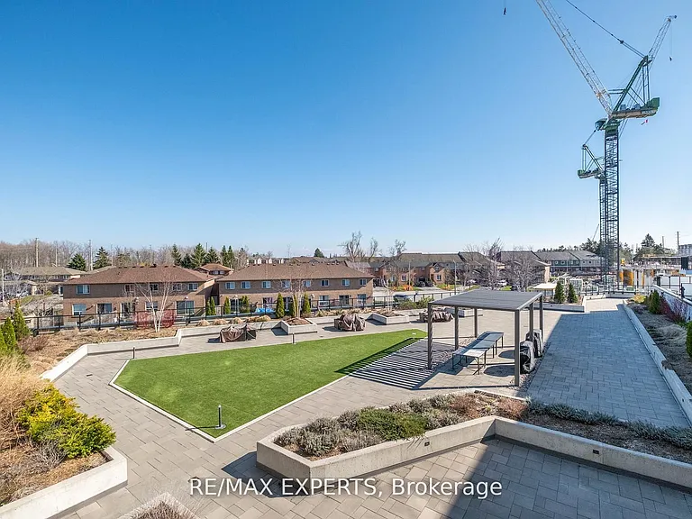 430 Essa Rd #325 — Photo 28