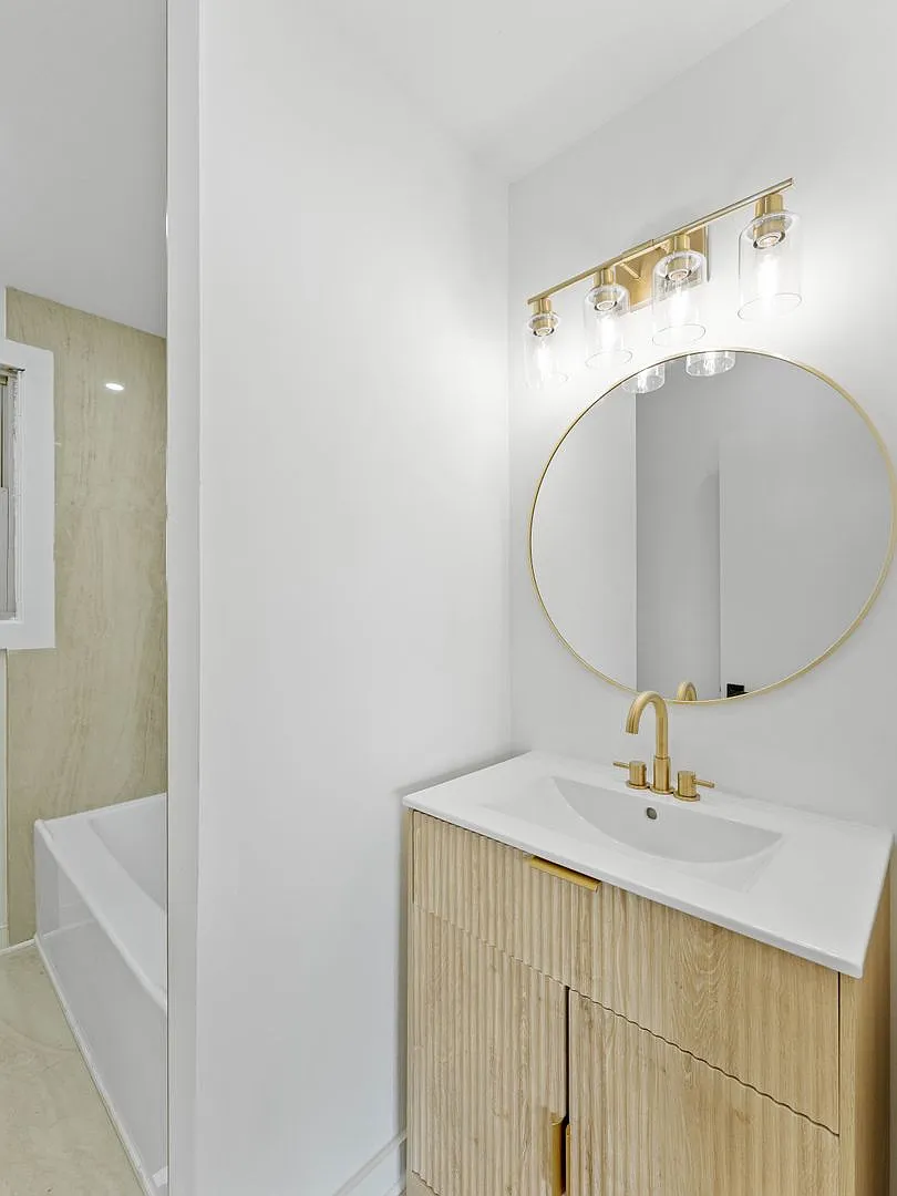 Newly Renovated 3BR Home in Lawnside with Designer Kitchen, Modern Bath & Huge Yard — Photo 3