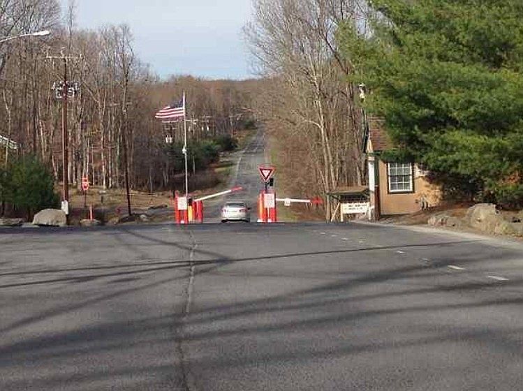 2nd image of 243 Hyland Dr