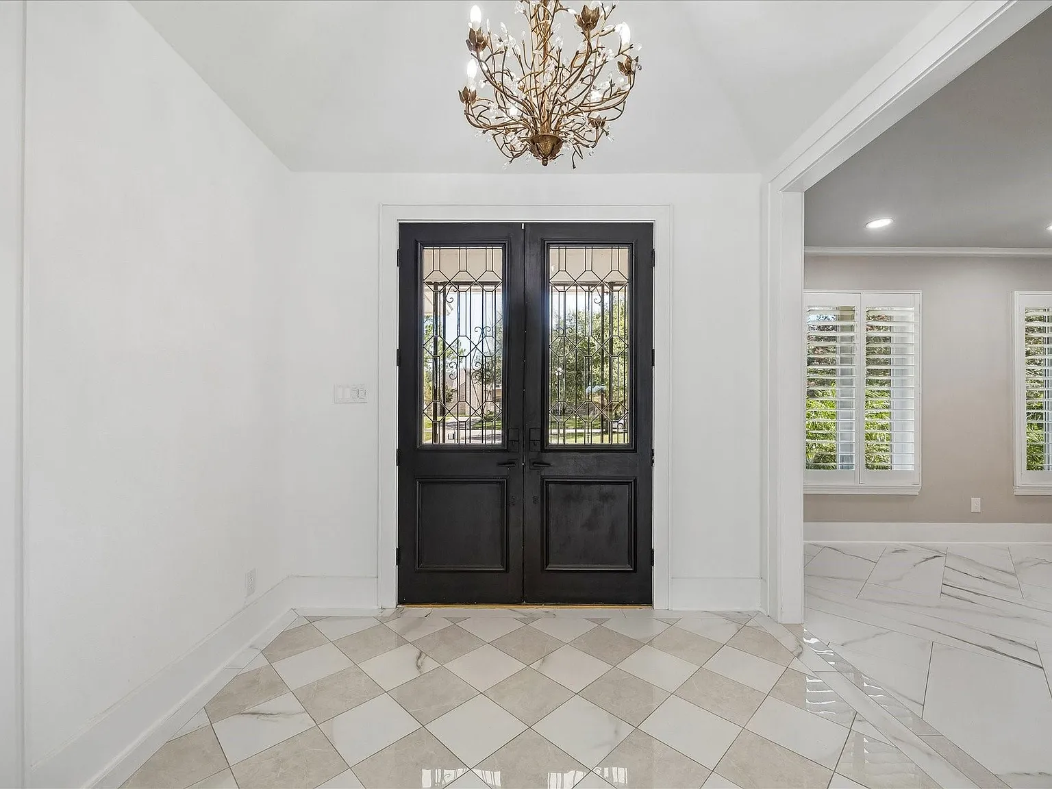 3 bed, 2.5 bath, 2857 sqft, $5,500 — Photo 3