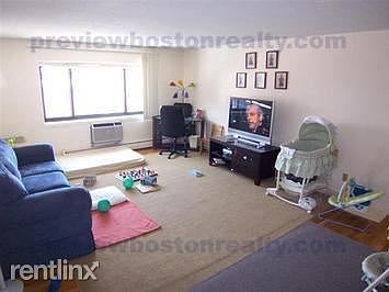 2nd image of 36 Dighton St #9OJ