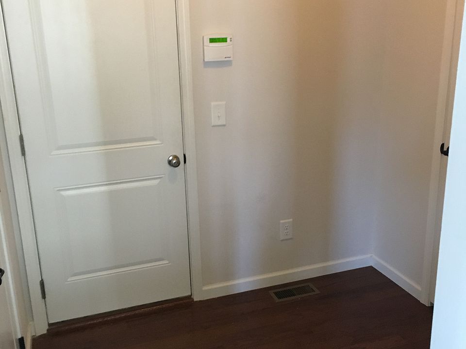 1st image of 3100 Woodland Trl