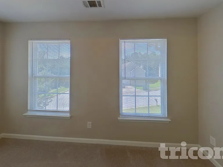 3368 Hunting Creek Pass — Photo 11