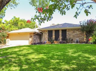 5905 Spring Hill Ct, Arlington, TX 76016