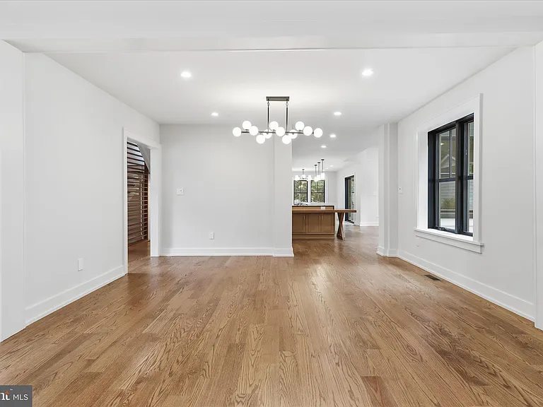 5921 Chesterbrook Rd — Photo 21