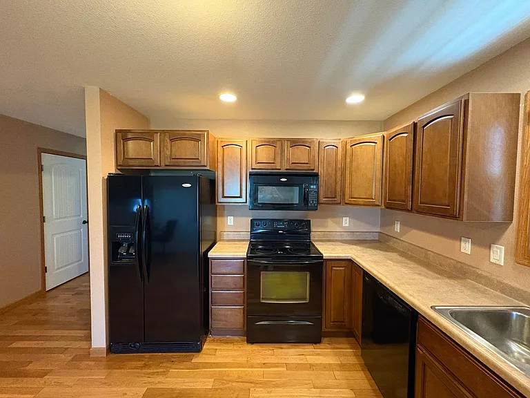 1413 Cobblestone Way — Photo 7