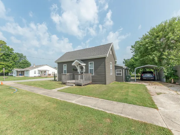 1004 Washington St, Hope, IN 47246