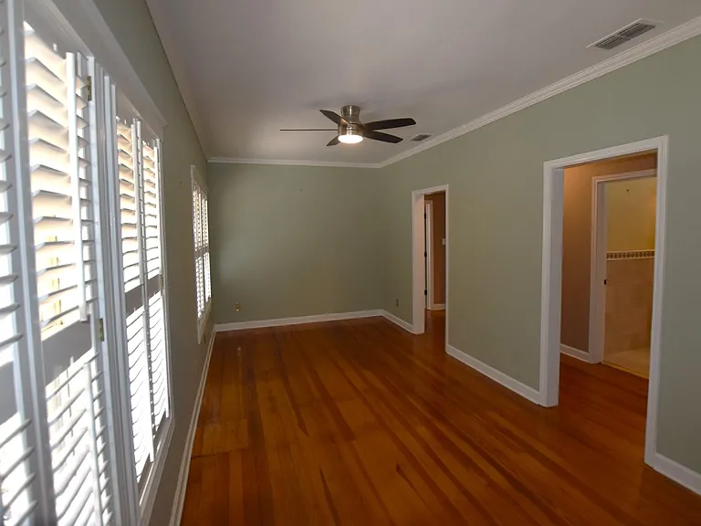 216 Argo Ave — Photo 2