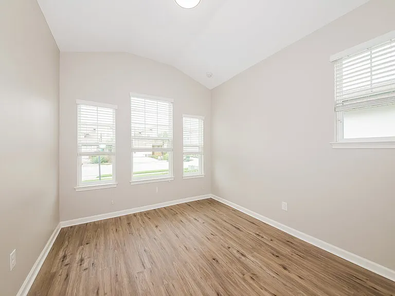 11832 Meadowgate Pl — Photo 14