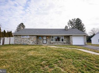 137 Landis Dr, Lancaster, PA 17602