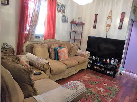 Sold by Citi Habitats | media 4