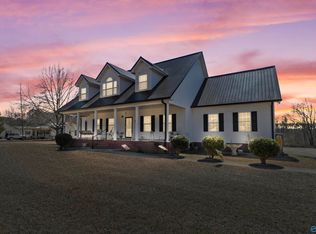 1222 Brashiers Chapel Rd, Arab, AL 35016