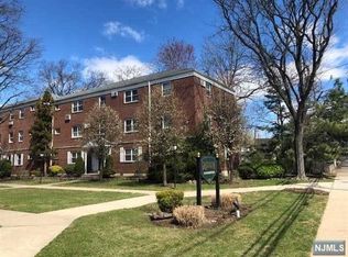 243 Johnson Ave APT L4, Hackensack, NJ 07601