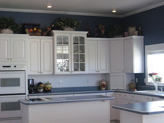 kitchen/breakfast bar