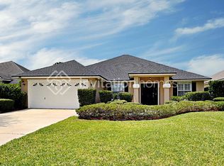 956 Misty Maple Ct, Orange Park, FL 32065