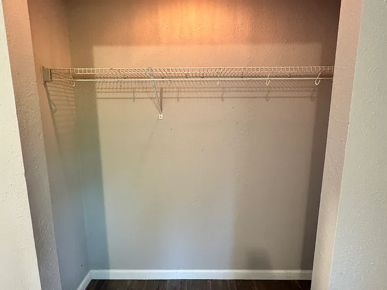 1015 Bloomfield Rd #204 — Photo 5