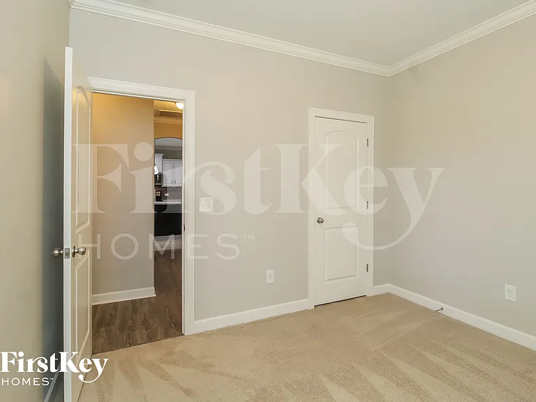 2448 Moss Grove Xing — Photo 12