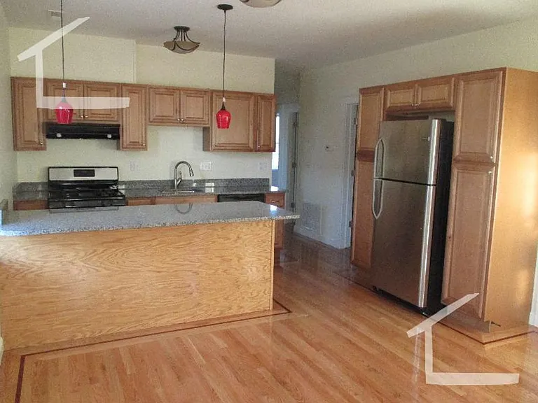 229 Boylston St #3 — Photo 8