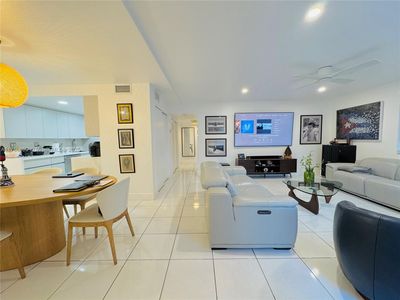 9394 SW 77th Ave APT F1, Coral Gables, FL, 33156