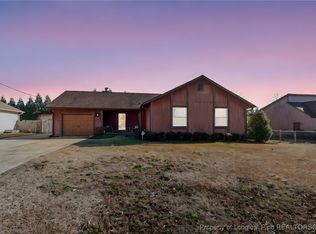 1236 Bromley Dr, Fayetteville, NC 28303