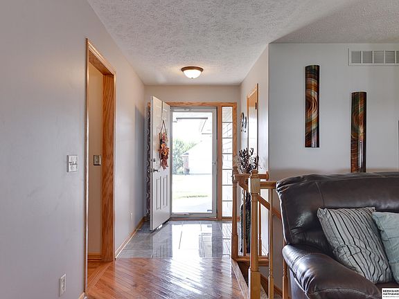 3rd image of 17206 Joanne Dr